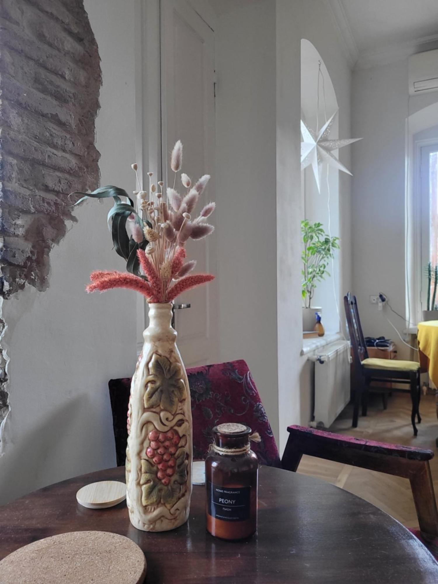 Friends Hostel Тбилиси Екстериор снимка