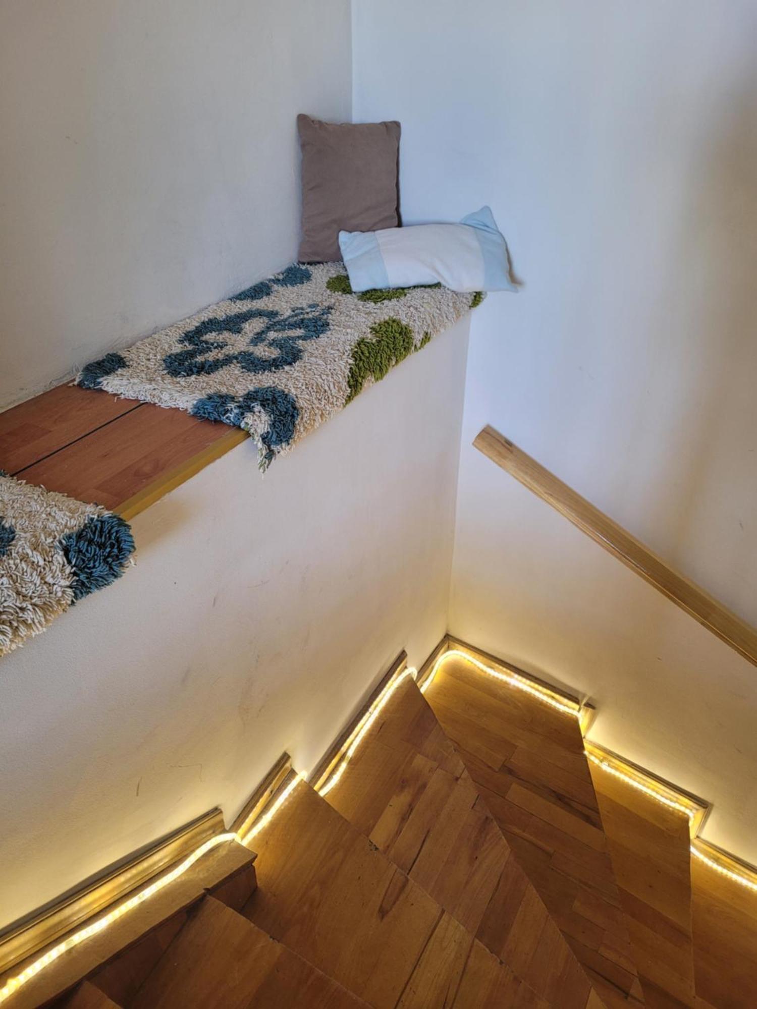 Friends Hostel Тбилиси Екстериор снимка