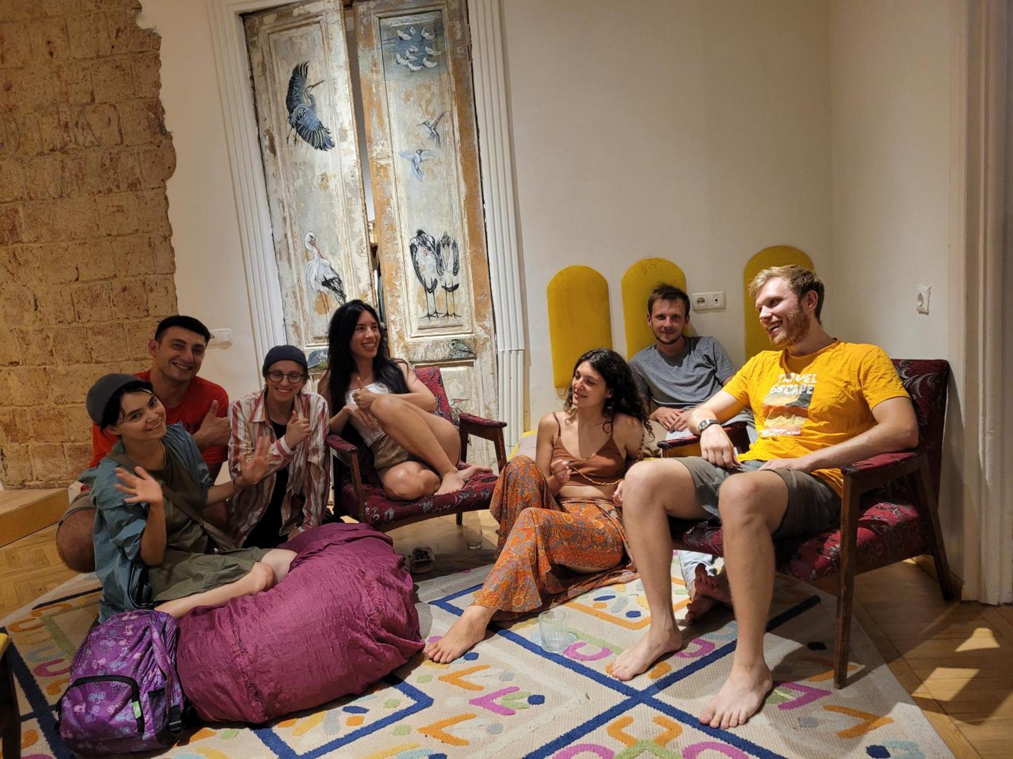Friends Hostel Тбилиси Екстериор снимка